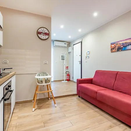 Levante In The Centre Of - Happy * Bari