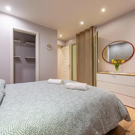 Levante In The Centre Of - Happy Apartment